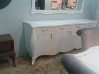 Lake Pentür Cila Uygulama Yemek Odası Konsol